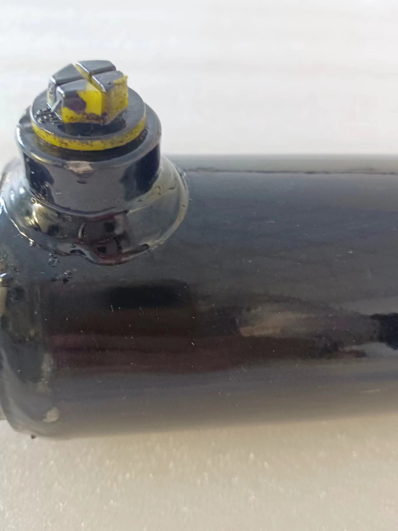 custom 3x8 hydraulic cylinder