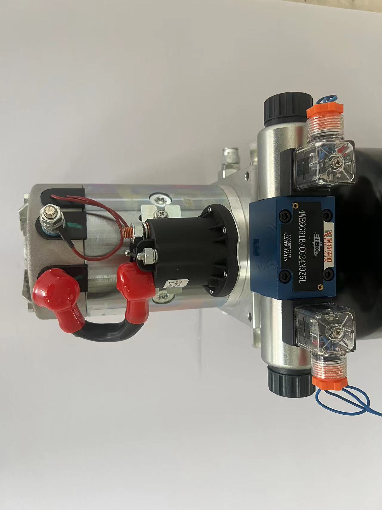 china rebuilding a hydraulic cylinder